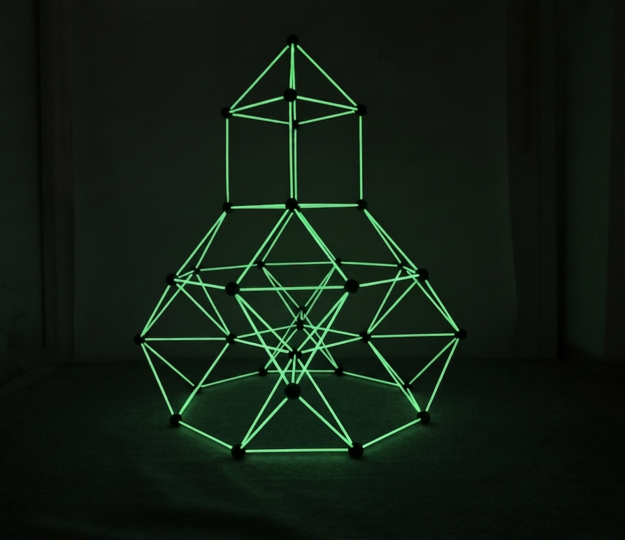 130 Pieces DIY Glow-in-the-Dark Fort Building Kit STEM Toy